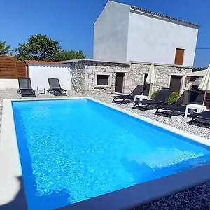  Ferienhaus Latin